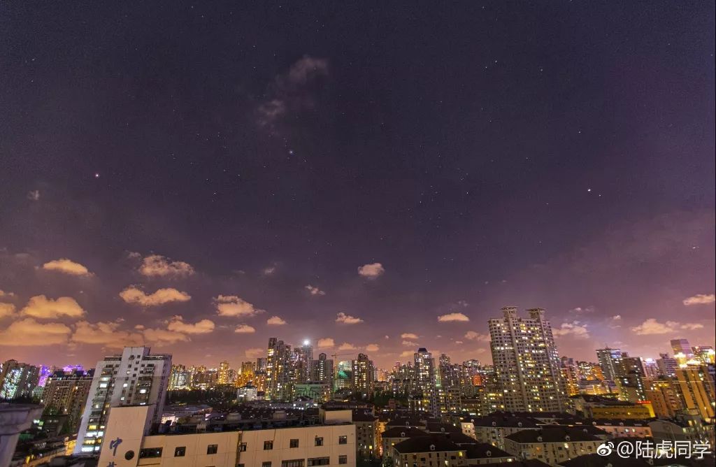 宅在家里拍星空 你的朋友圈与众不同 人民号