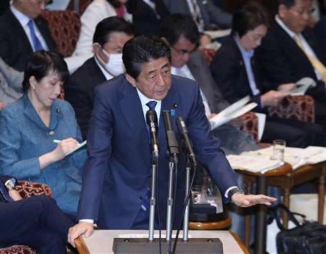 『日本安倍晋三』日本首相安倍晋三：研究修订法律以宣布全国进入紧急状态
