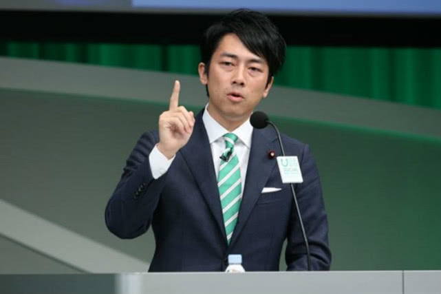 「日本内阁」安倍对缺席疫情对策会议内阁官员提出警告，包括小泉之子