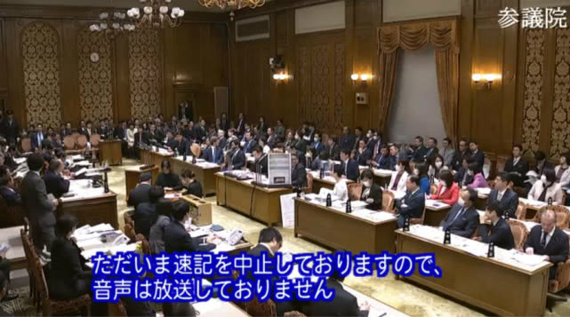 【口罩】被问及口罩储备，日本厚劳大臣“卡壳”20分钟仍给不出答案
