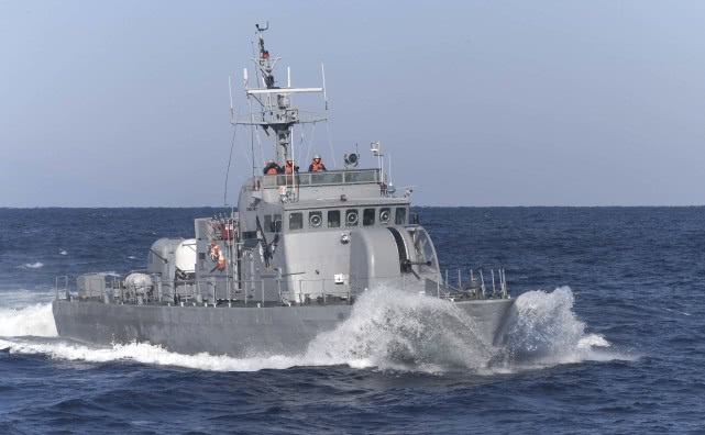 「海军」韩国海军巡逻艇海上训练出意外，手榴弹在船上爆炸6人受伤