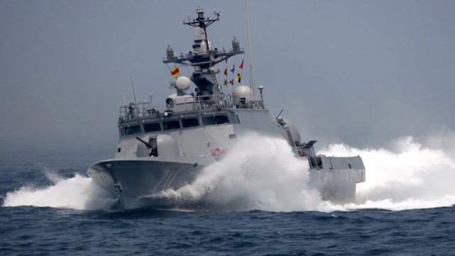 「海军」韩国海军巡逻艇海上训练出意外，手榴弹在船上爆炸6人受伤