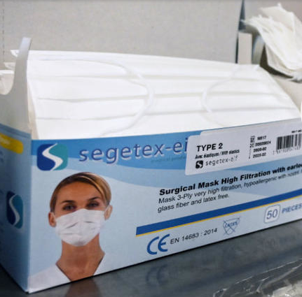 肺炎▲马克龙：法国将征用所有口罩，预留给新冠肺炎患者和医护人员