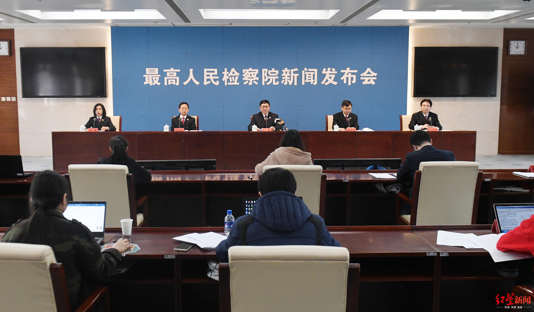 检察机关：最高检：近两年起诉农村基层组织人员职务犯罪6579人
