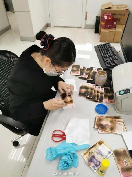 「社会」女子用微波炉烤现金消毒，印钞造币总公司回应了！
