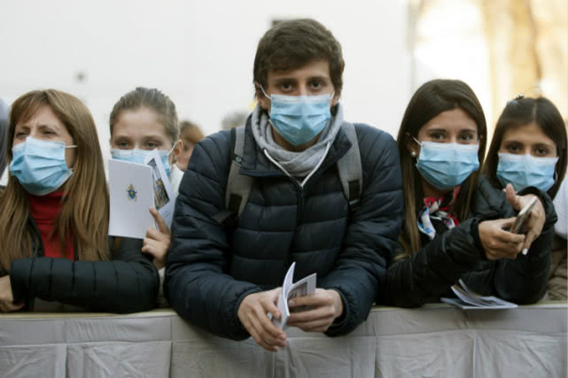 疫情@世卫总干事警告：许多国家仍未认真对待疫情威胁，这不是演习