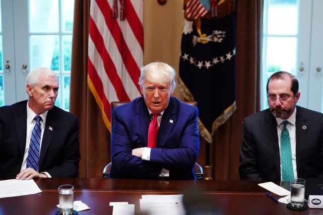 「特朗普」特朗普豪言本周完成100万次新冠病毒检测，美议员：可能实现不了