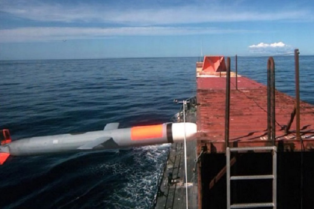 [海军]美海军打的如意算盘：把中国军舰聚集起来然后用岸基导弹都打掉