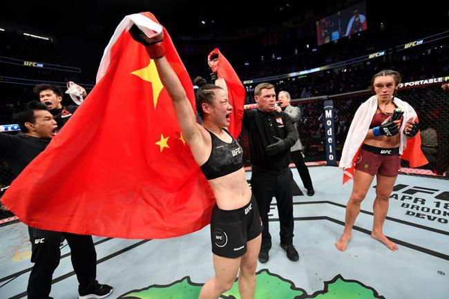 张伟丽■中国骄傲！张伟丽险胜乔安娜，成功卫冕UFC金腰带