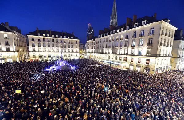 「国际社会」法国宣布禁止千人集会 抗议、考试可受豁免