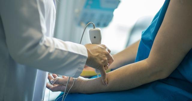 『国际』需感染病毒来测试新冠疫苗：英国一公司3500英镑招募志愿者