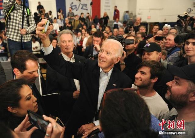 【特朗普】美媒:特朗普前顾问派人监视民主党 英前特工参与其中