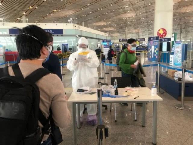 「疫情」记者亲历：一趟航班下来，就知道欧洲和中国防疫力度差多大