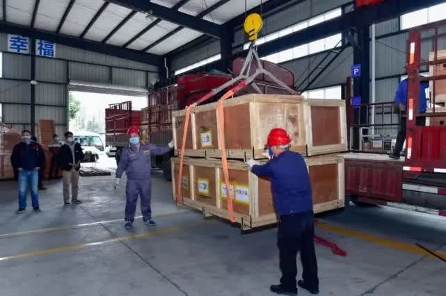 [空军]巴基斯坦还在向中国捐口罩
