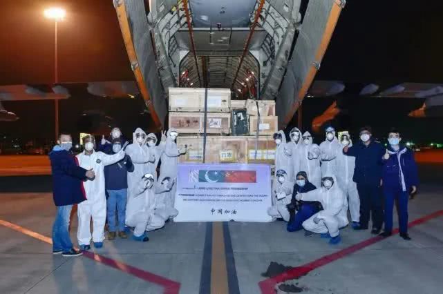 [空军]巴基斯坦还在向中国捐口罩