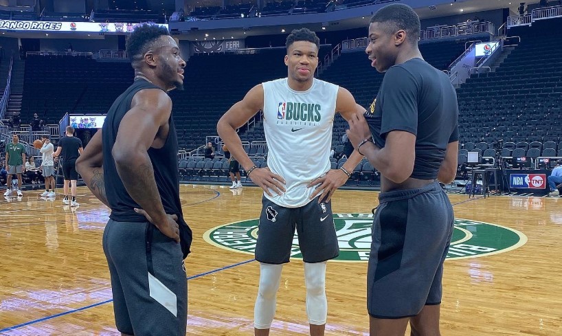 效力于nba的字母哥三兄弟