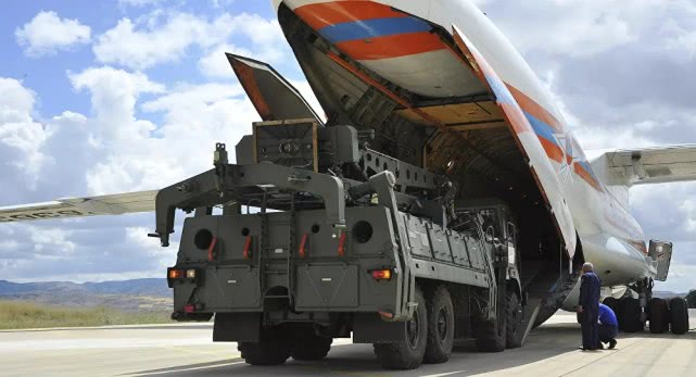 『爱国者』美国威胁土耳其：将S-400退还俄罗斯，否则收不到爱国者防空系统