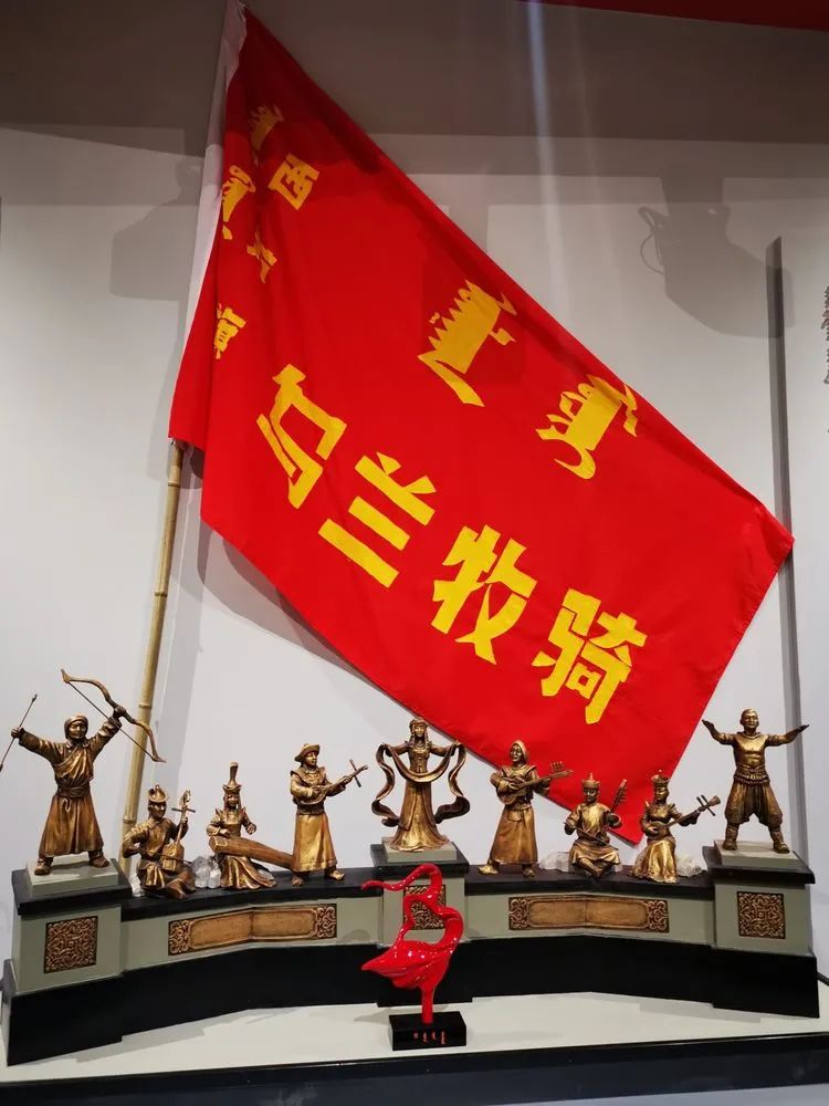 【草原红色轻骑兵】 衷心感谢中国第一支乌兰牧骑——苏尼特右旗乌兰