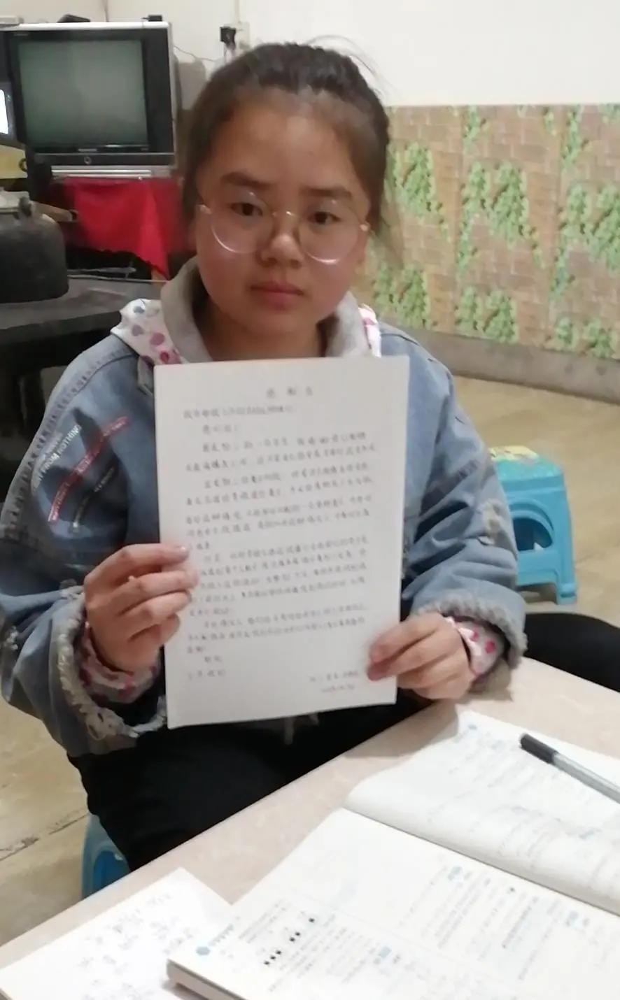 『中国邮政』“谢谢您，邮递员叔叔！”1200多万件教材由他们寄递