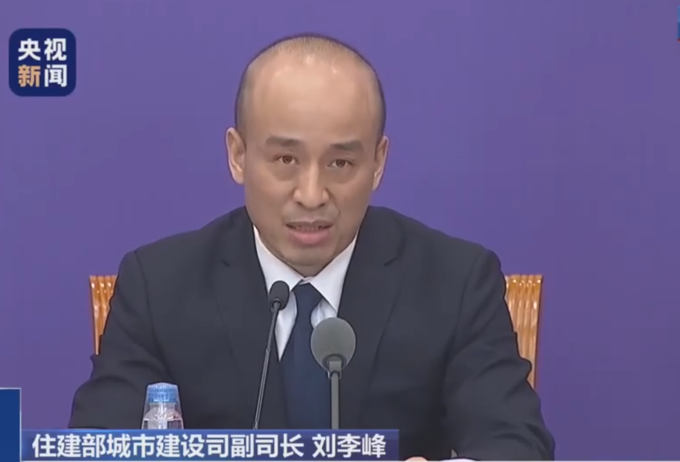 「口罩」废弃口罩如何处理？住建部回应