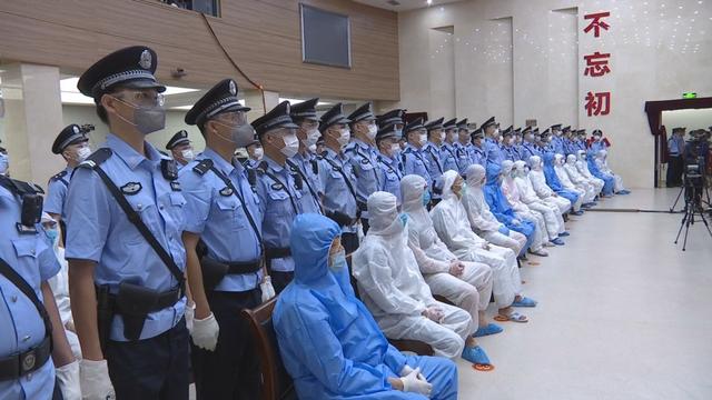 通过在昌江县实施一系列违法犯罪活动逐渐树立强势地位,不断发展壮大