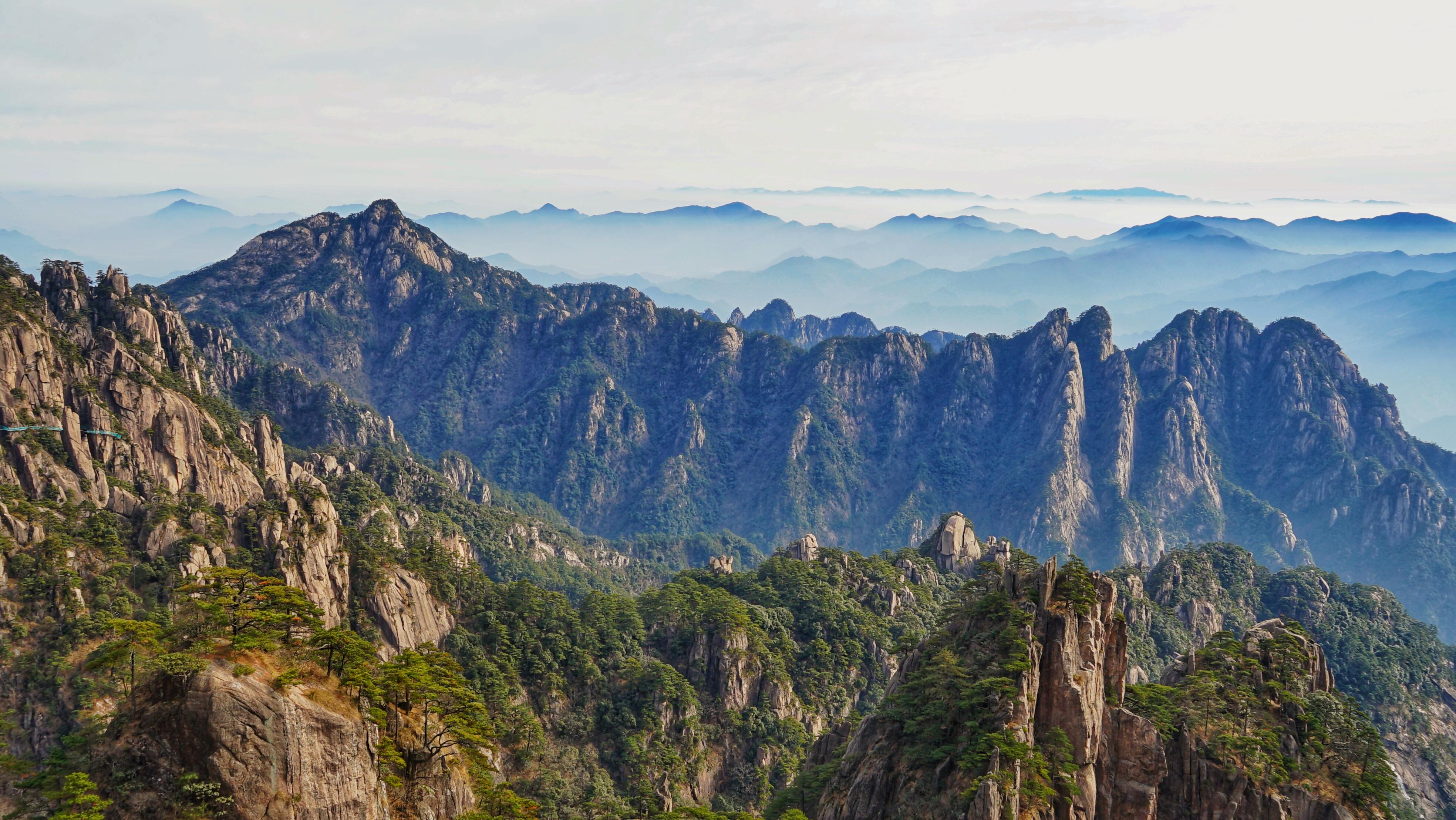 如果让我们说一说安徽的名山大岳,相信就算不是安徽本地人,也都能说出
