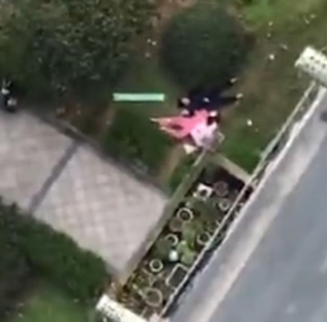 「坠亡」紧急提醒！近期多名儿童在家中坠楼身亡！家长千万注意