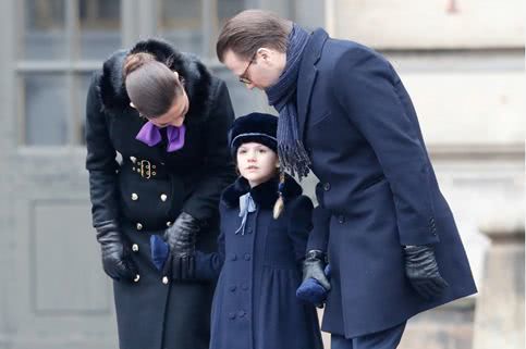 「疫情」疫情之下皇室和平民区别对待，瑞典说好的平等呢？