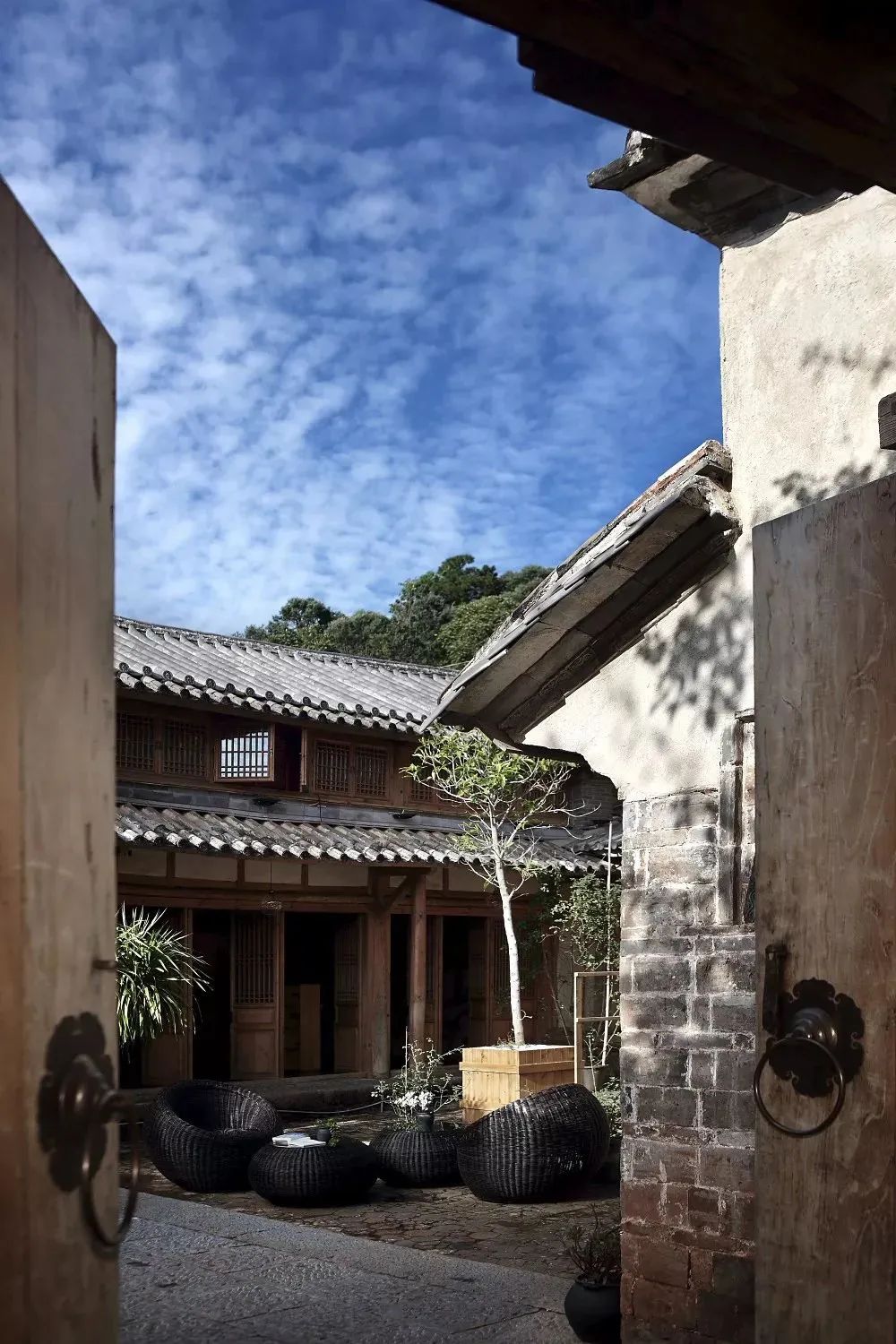 精品民宿设计案例栖居青石瓦筑体验返璞归真的田园生活