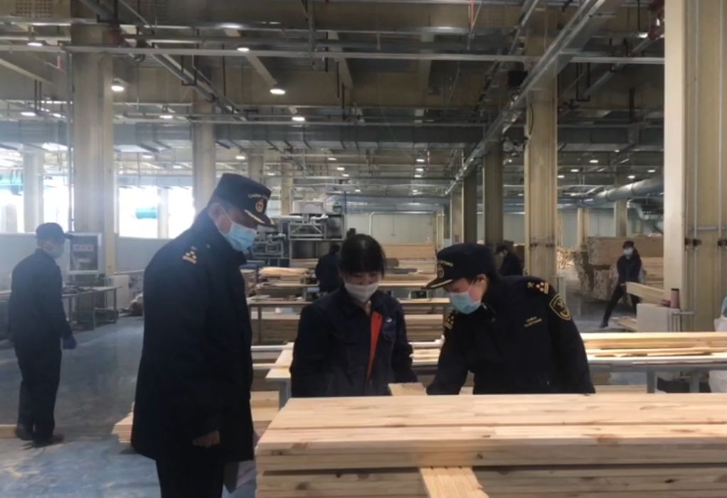 [海关]中欧班列危难时刻显身手