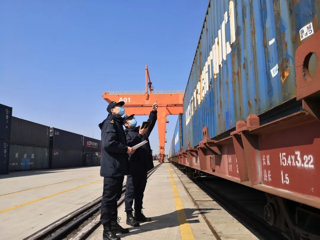 [海关]中欧班列危难时刻显身手