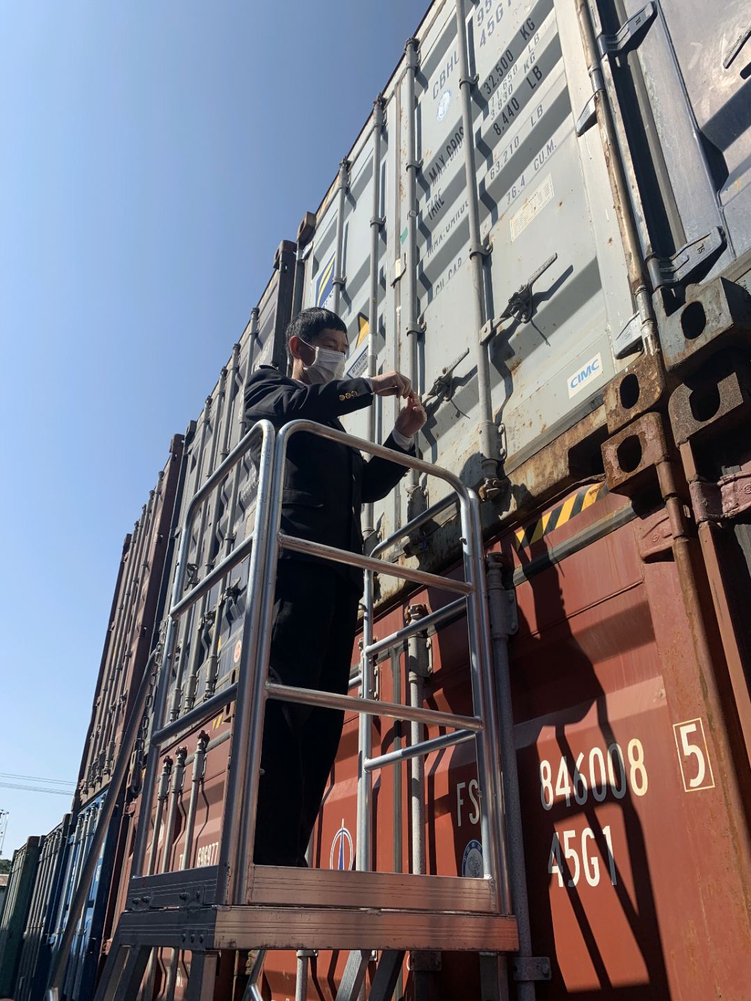 [海关]中欧班列危难时刻显身手