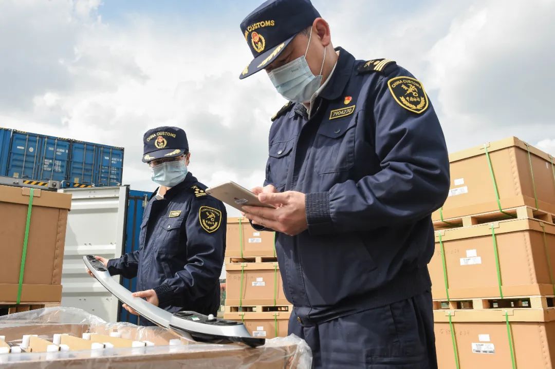 [海关]中欧班列危难时刻显身手