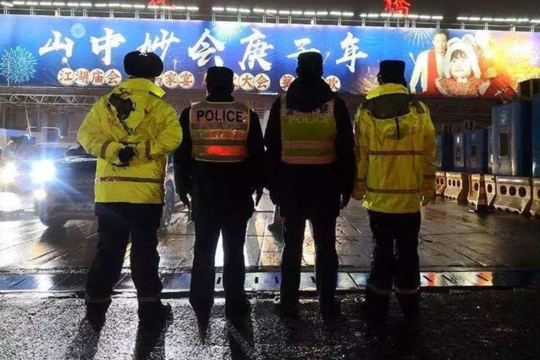 『cctv6』这部9.1分良心纪录片里，有最帅民警男团！