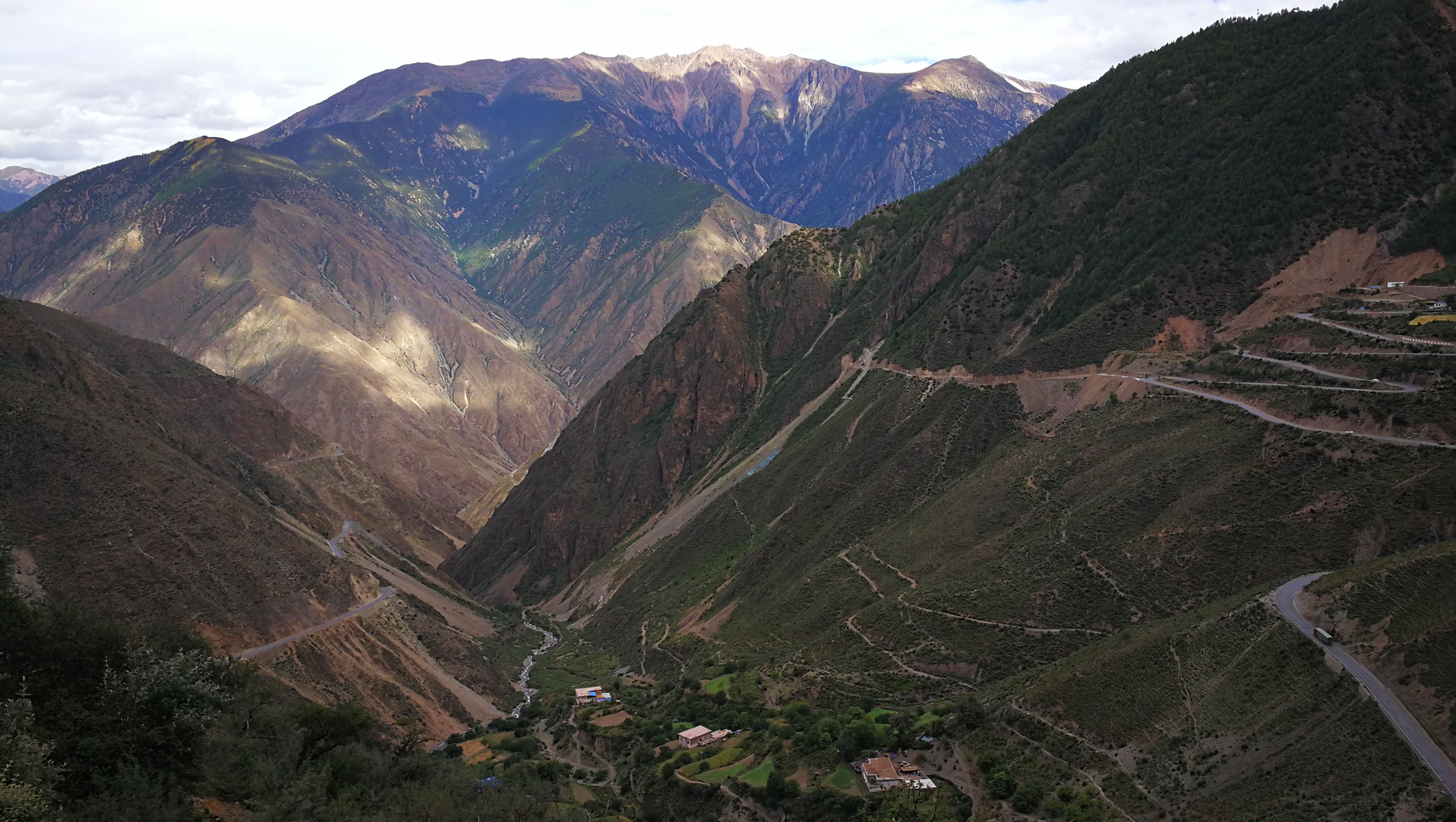 川藏线上14座大山海拔最低的觉巴山为何竟成了众多骑友的噩梦