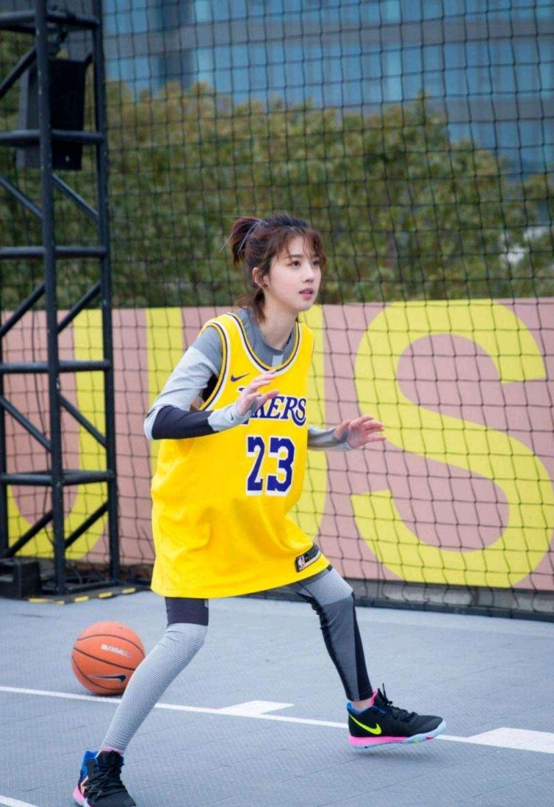 穿球衣的女孩子果然是最美的颜值可爱又漂亮