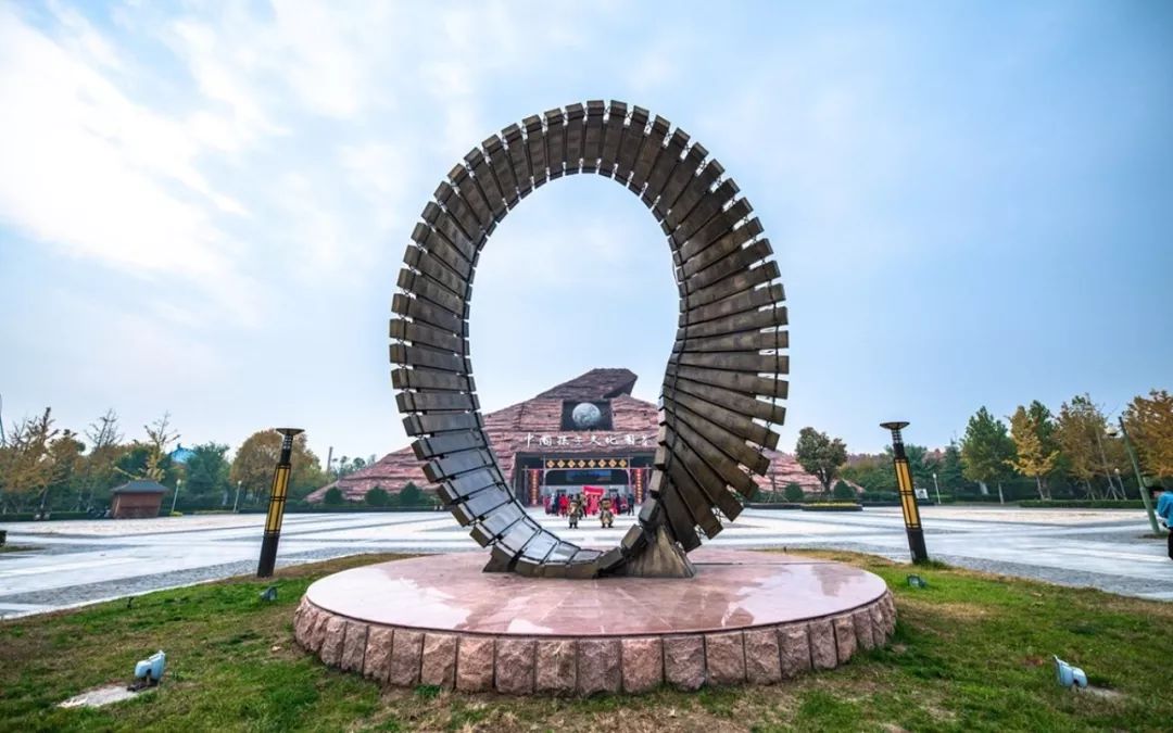 来到东营,除了黄河入海口之外,孙子文化园是你不能错过的一站.