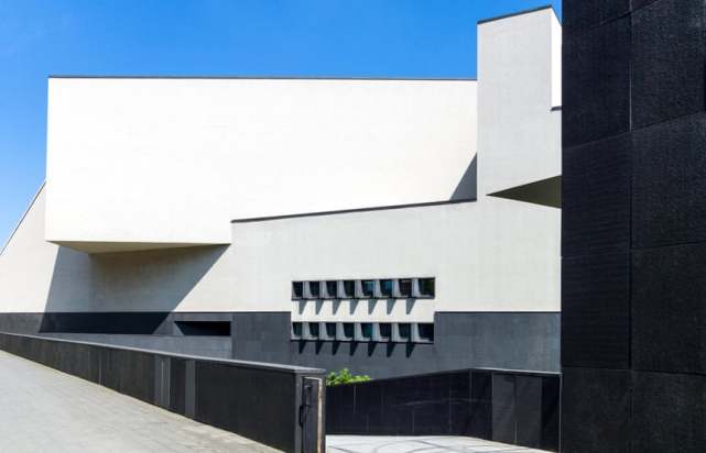 建筑@“意大利现代建筑之父”格雷戈蒂因新冠肺炎去世，曾设计奥运场馆