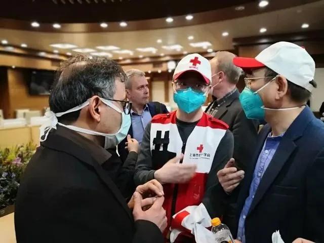 #疫情#疫情中逆袭的中国，到底还要赢得多少称赞？