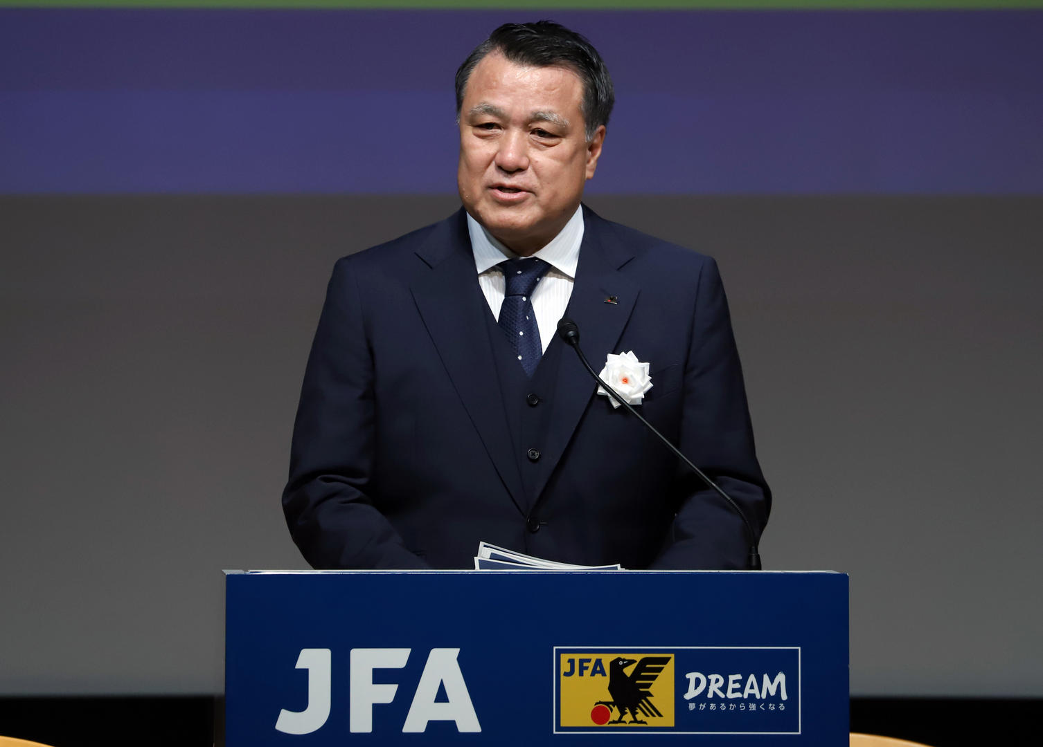 『体育』日媒：日本足协会长、奥委会副主席田岛幸三确诊新冠肺炎