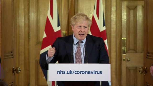 「国际社会」英国首相父亲拒绝遵守政府防疫建议，称酒吧“非去不可”