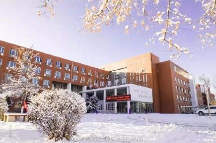 大学▲这些记忆中的校园太美好了！你相册里校园的春天什么样？