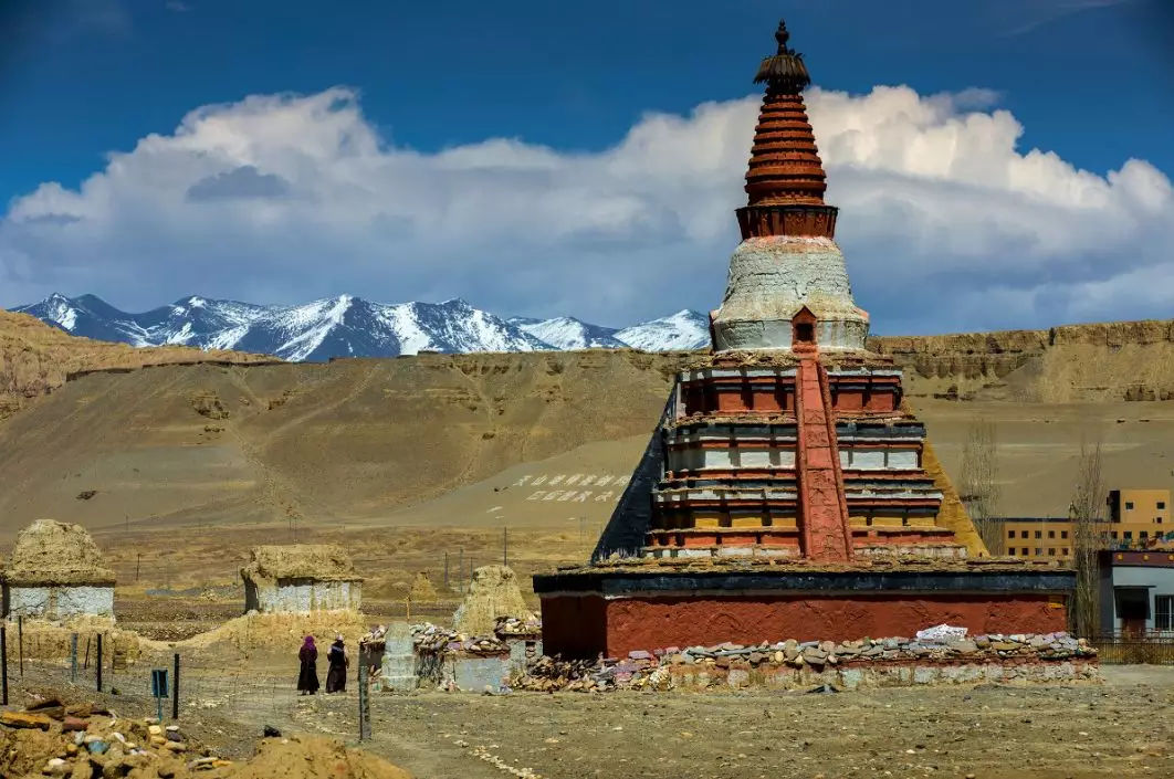 科迦寺(科伽寺)科迦寺,藏传佛教萨迦派寺院.