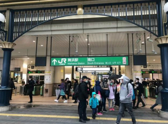 日本东京：东京都知事：未来三周是疫情重要节点，可能封锁东京