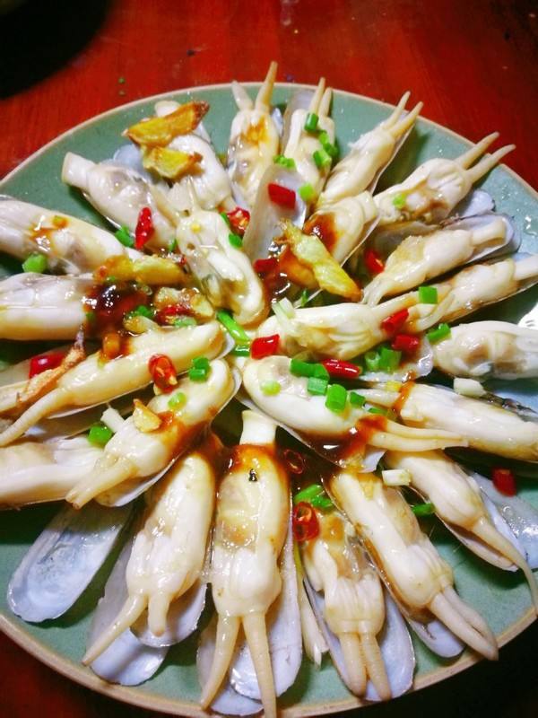 蛏子肥了那就不要负了这春天的美食