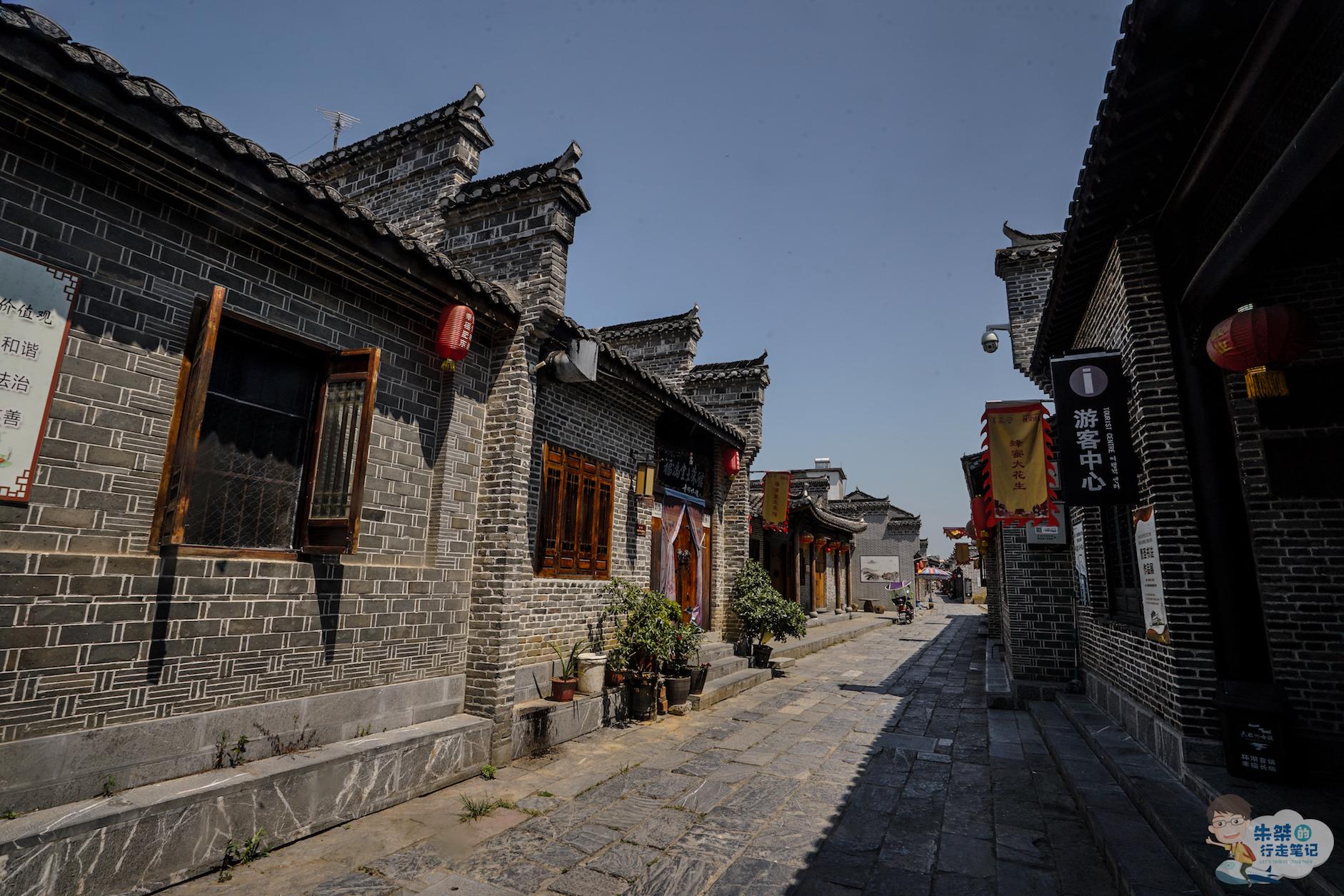 合肥一条200多年的古街,自古以来就是繁华市集,现在却门可罗雀