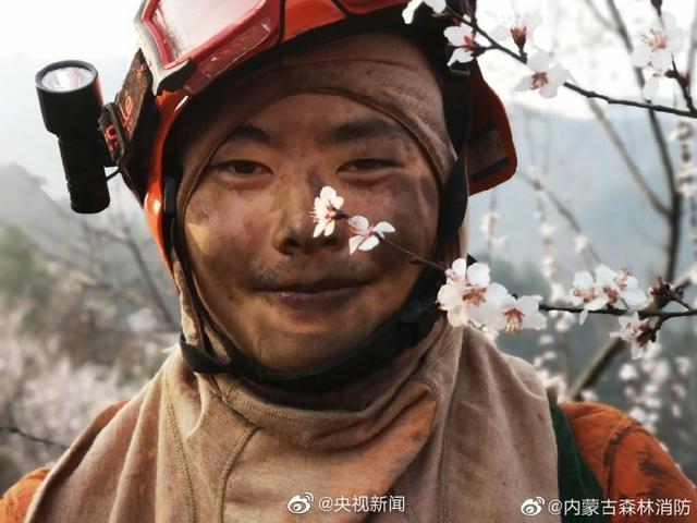 消防战士的脸图片高清图片