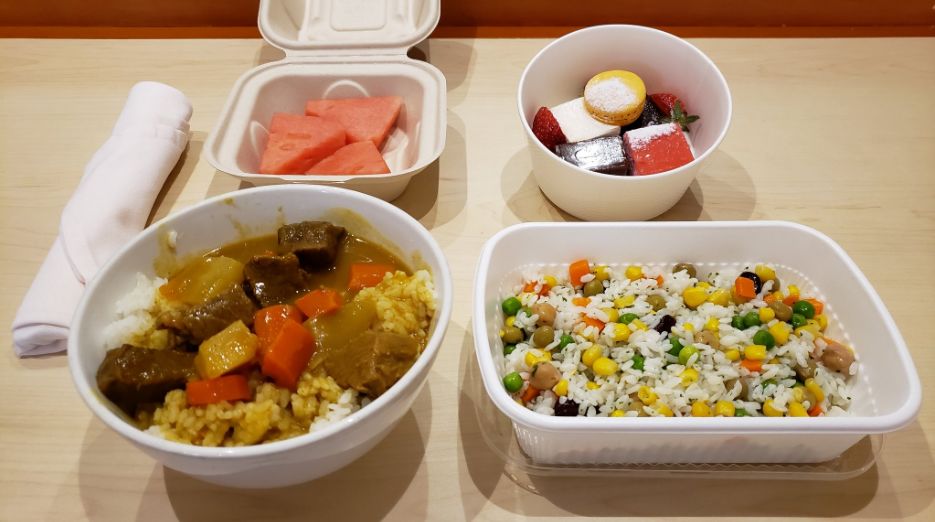 「」隔离餐就给我吃这个?真香!各国隔离餐大赏