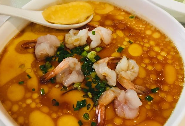 [蒸蛋羹]虾仁鲜香美味，和蛋羹一起做味道超级棒，炸成香酥虾，香味诱惑