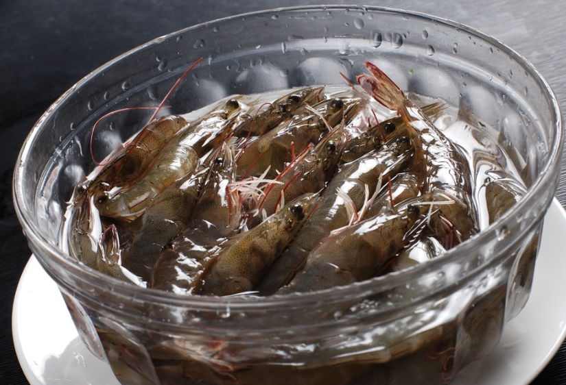 [蒸蛋羹]虾仁鲜香美味，和蛋羹一起做味道超级棒，炸成香酥虾，香味诱惑